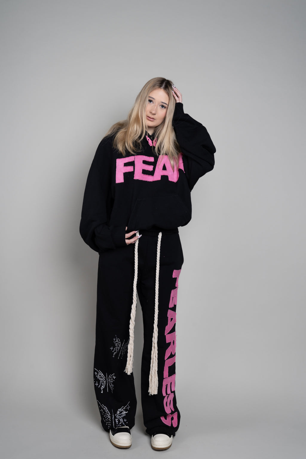 FEARLESS sweatpants